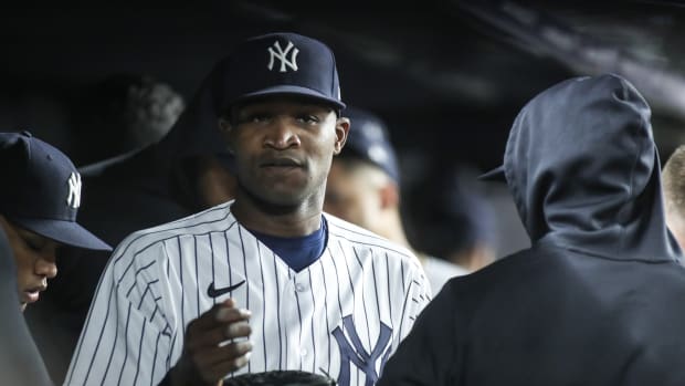 YankeesDomingoGermanDugout